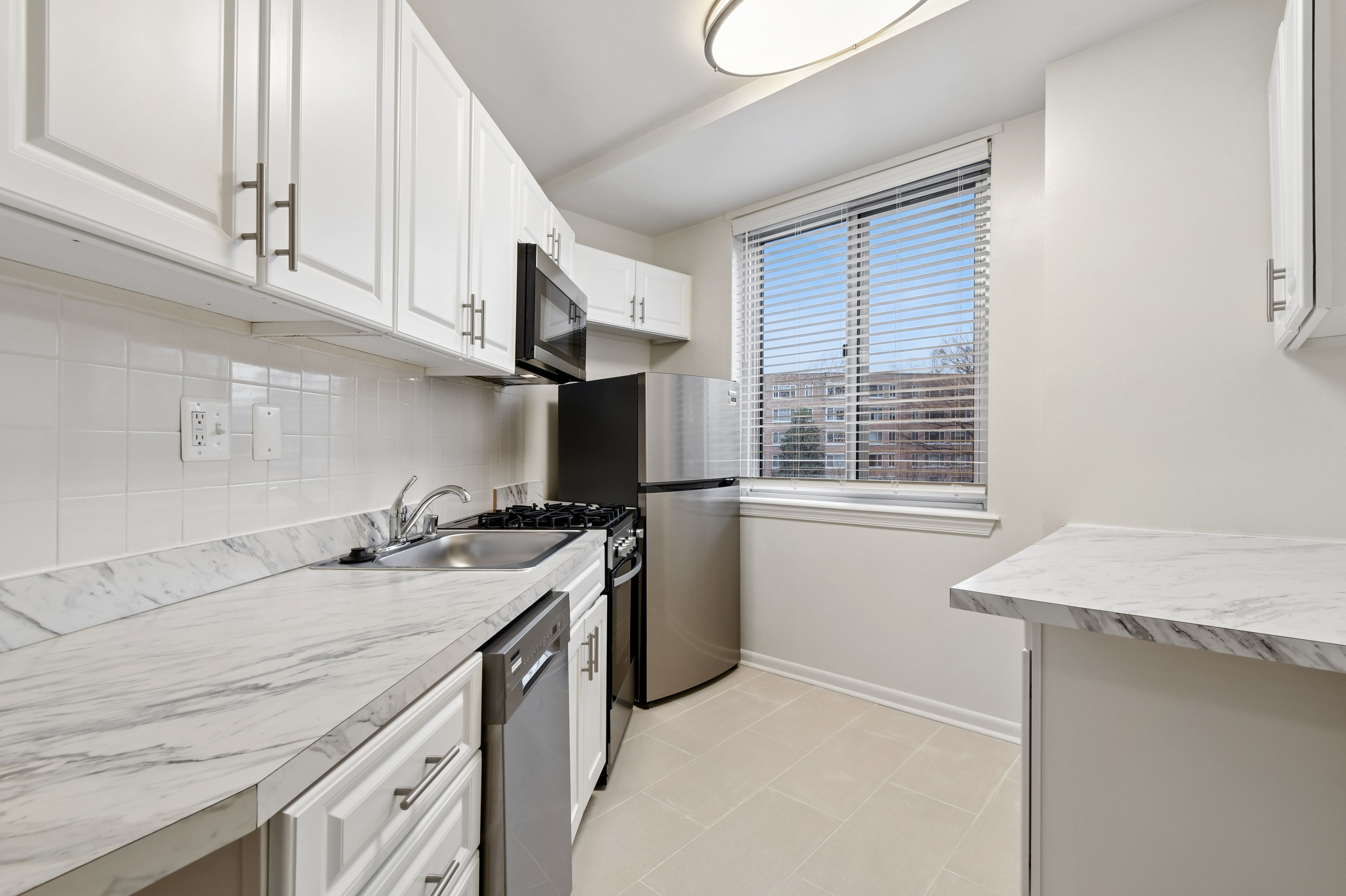 1br_I kitchen